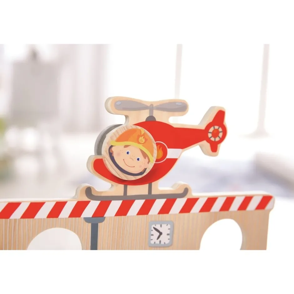 cascade_de_roues_en_bois__5.webp Haba Circuits Et Cascades>Cascade de Roues en Bois La vie en Caserne Enfant