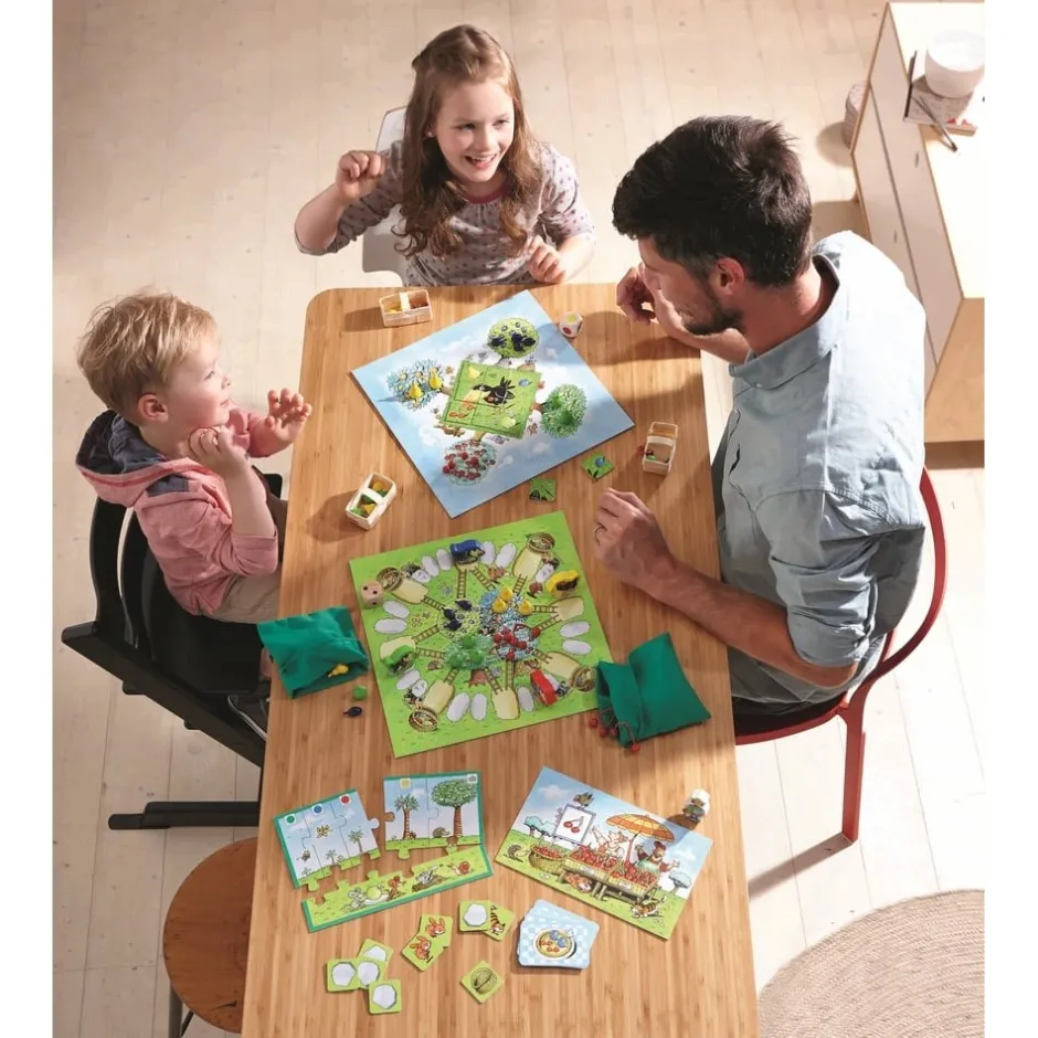 coffret_de__jeux_de_socit_1-1.webp Haba Jeux De Plateau>Coffret de 10 Jeux de Société pour Enfant Le Verger