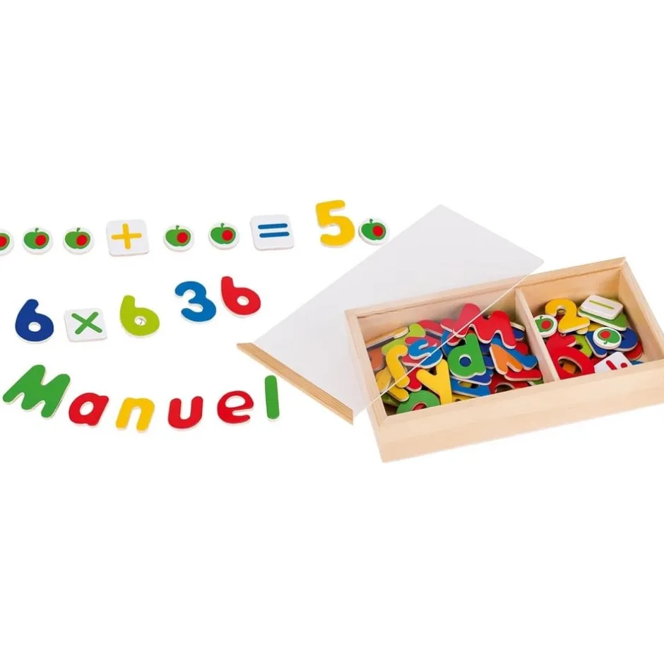 coffret_magntique_lettres_0.webp Goki Lettres, Écriture Et Langage>Coffret Magnétique Lettres et Chiffres en Bois Enfant
