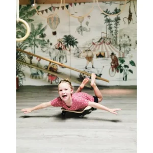 Small Foot Sport Et Activités D'extérieur>Planche à Roulettes en Bois Enfant La Magie de la Glisse